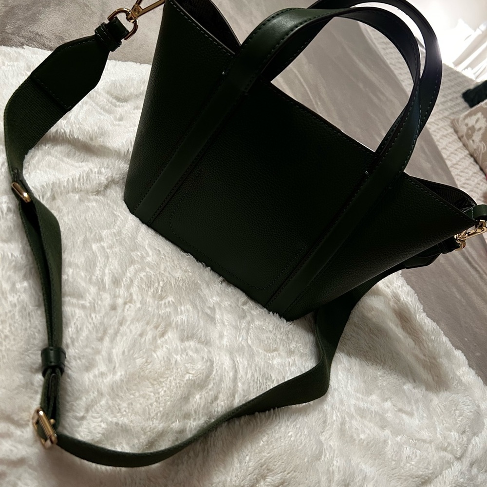 Michael Kors Forest Green Saffiano Leather Satchel with Gold Hardware - Picture 2 of 5